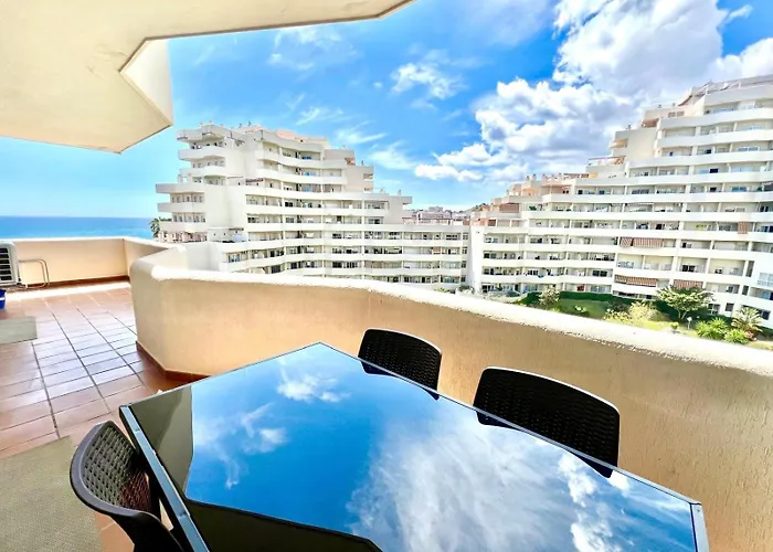 Large Apartment Side Sea View Benalbeach